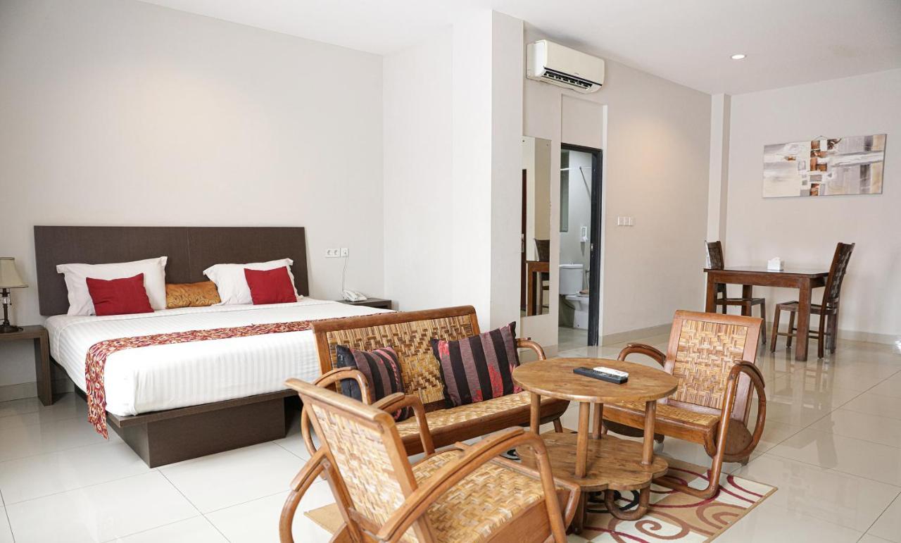 Hotel Bale Ocasa Tangerang Esterno foto