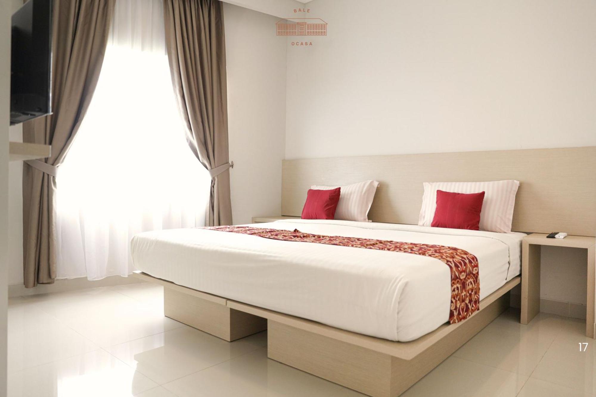 Hotel Bale Ocasa Tangerang Esterno foto