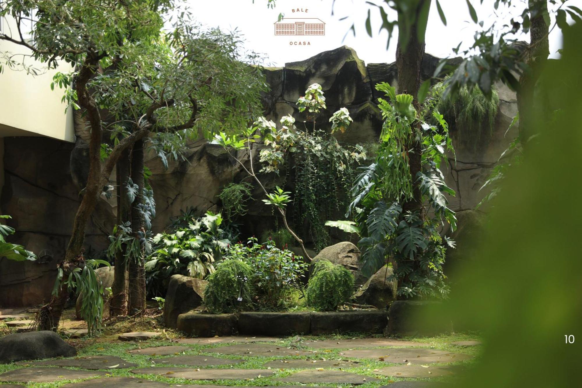 Hotel Bale Ocasa Tangerang Esterno foto